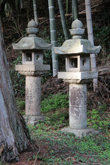 Fototapeta na wymiar cemetery in a shinto temple (gesshô-ji) in matsue (japan) 