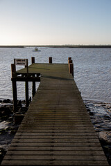 Obraz premium An Old Pier on the River Crouch at Burnham-on-Crouch, Essex