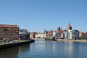 Fototapeta premium Panorama of Old Town in Gdansk and Motlawa river with ships.