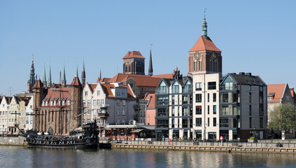 Panorama of Old Town in Gdansk and Motlawa river with ships.