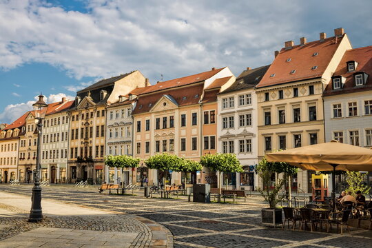 zittau, deutschland - marktplatz in der altstadt