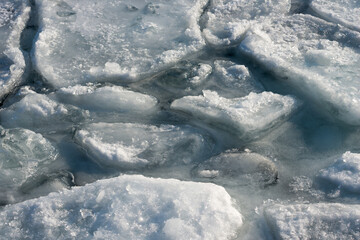 ice forms on the surface of the lake © eugen