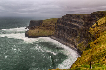 Fototapeta na wymiar Cliffs of Moher: Ireland Cliffs