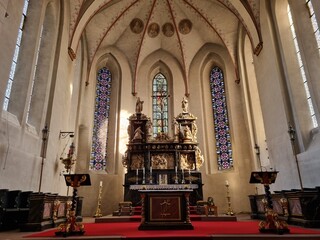 Altar in the parish church St. Laurentius, Arnsberg, North Rhine-Westphalia, Germany