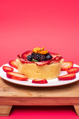 Fruit tartlet, with strawberry, blackberry, blueberry and physalis