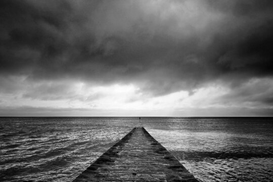 Towards the horizon