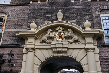 Binnenpoort or Middenpoort (1634), one of four preserved entrance gates to Binnenhof (Inner court)...
