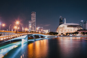 SINGAPORE, SINGAPORE - MARCH 2019: Esplanade bridge and esplanade theaters on the bay. Singapore