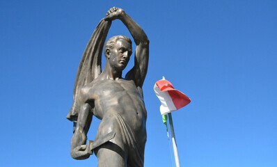 Il Monumento ai Caduti di Porto Ceresio in provincia di Varese, Italia.