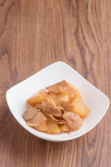 豚肉と大根の煮物