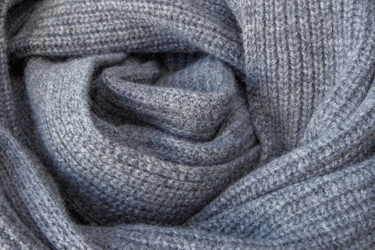 Heather grey wool and cachemire folded scarf