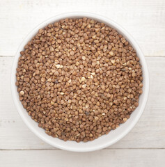 Uncooked buckwheat