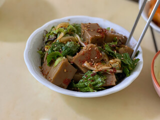Seasoned acorn jelly  salad