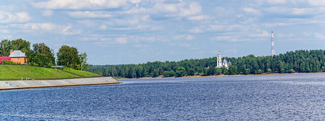 Fototapeta na wymiar summer landscape Volga river