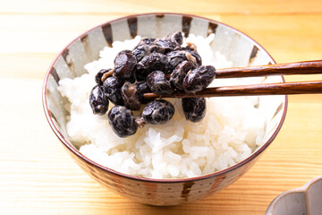 ご飯と黒豆納豆