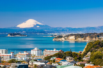 Fototapeta na wymiar 富士山と湘南海岸　冬景