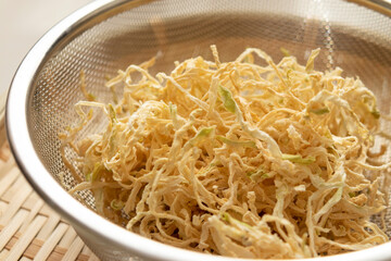 干し野菜の切干大根　千切り大根
