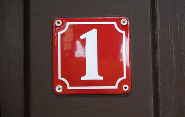 Hausnummer 1
