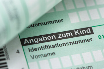 Steuererklärung für Finanzamt mit Formular