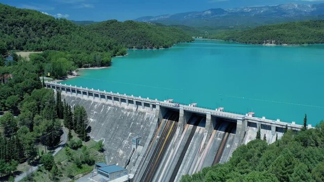 Embalse de Sant Pon&ccedil; comarca del Solson&eacute;s Lerida Spain