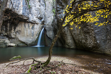 The Momin Skok waterfall near Emen in Bulgaria - autumn landscape © diyanadimitrova