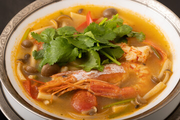 (タイ料理)　トムヤムクン