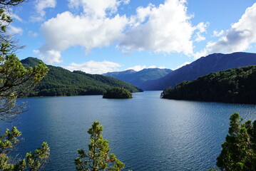 Fototapeta na wymiar lake in the mountains with sky