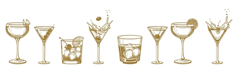 Deurstickers Cocktails alcoholic daiquiri, old fashioned, manhattan, martini, sidecar glass hand drawn engraving vector illustration vintage style © Валентина Семенович