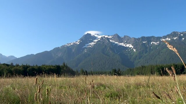 Mountain range with the Liberty mountain in Washington State