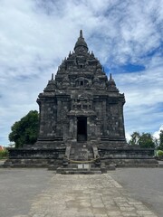 Fototapeta premium ソジワン寺院 プランバナン寺院群 ジョグジャカルタ ジャワ島 インドネシア 東南アジア