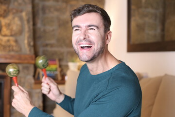 Music performer playing the maracas