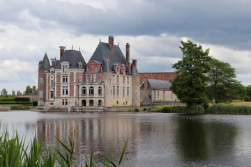 Fototapeta na wymiar Centre - Loiret - Chateau de La Bussière et son lac