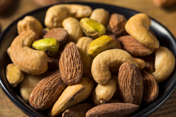 Roasted Salty Assorted Nut Mix