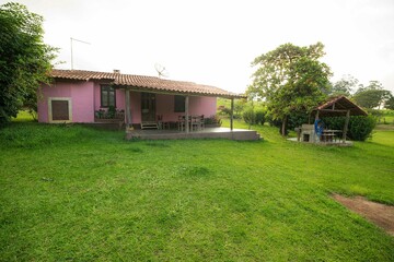 Casa da fazenda setor rural. Casa da Fazenda imóvel  antigo. A Casinha rural típica do interior...