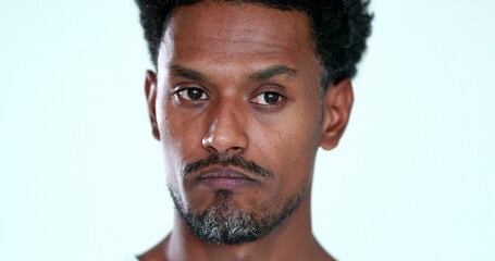 Obraz premium Clueless person thinking portrait face. Doubtful pensive african american man