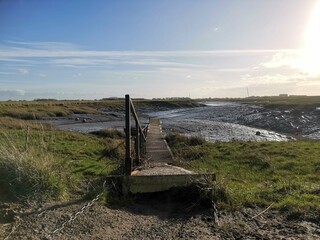 Boat pier onto mud in Uphill