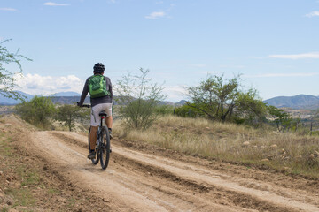 Ciclismo desierto de la tatacoa villavieja huila colombia