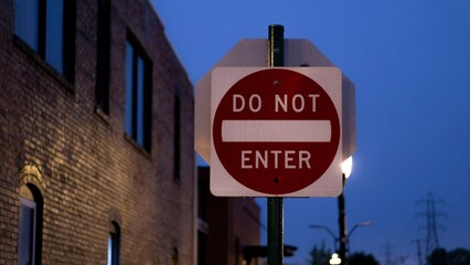 Obraz premium do not enter