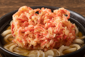 紅生姜のかき揚げうどん