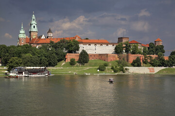 Fototapeta na wymiar Wawel in Krakow. Poland