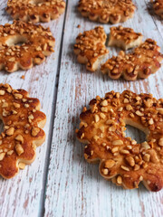 cookies with peanuts 