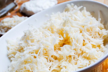 Freshly grated horseradish