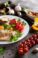 salad with chicken, tomatoes and cheese
