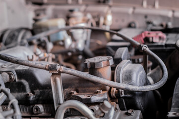 Fototapeta premium Motor oxidado de un coche