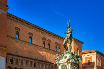 Fototapeta na wymiar Neptune fountain in the Piazza Maggiore in Bologna, Italy