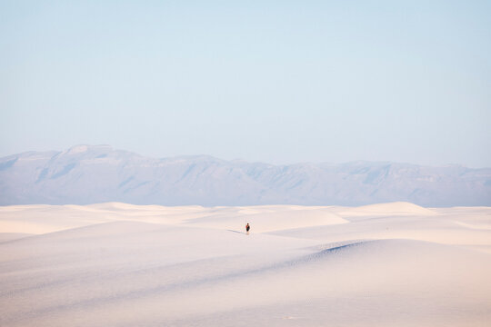 A man is taking selfie in White Sands National Park