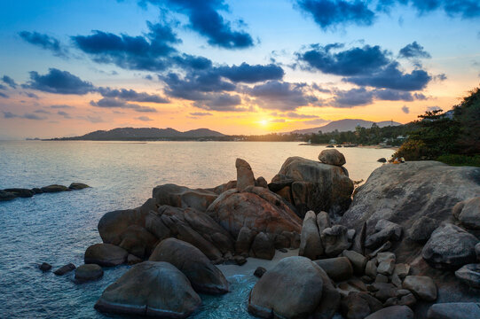 Grandfather and grandfather rock (Hin Ta and Hin Yai Rocks) on the Lamai Beach, Koh Samui, Thailand.