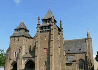 Fototapeta na wymiar La Cathédrale Saint-Étienne de Saint-Brieuc