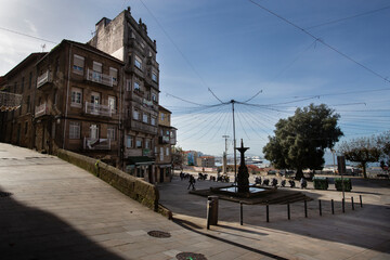 Chafariz Square and the olive tree in Vigo