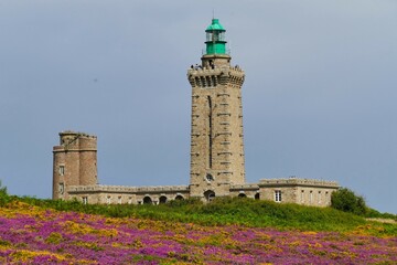Le phare du cap Fréhel et l’ancien phare Vauban © rysan34
